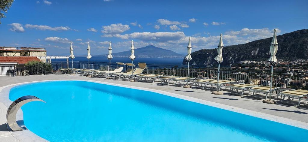 Hotel Cristina - 1