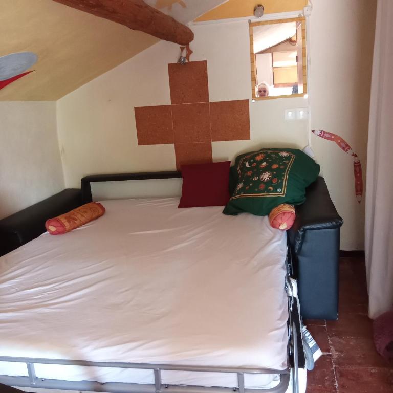 Studio climatisé 10 nuits min et obligation de lire RESTRICTIONS sous PHOTO SUR L'HOTE - 4