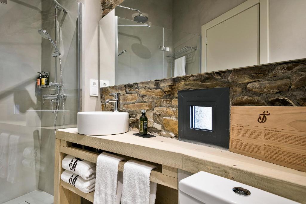 Set Terres - La Villa de Llivia - Adults only photo