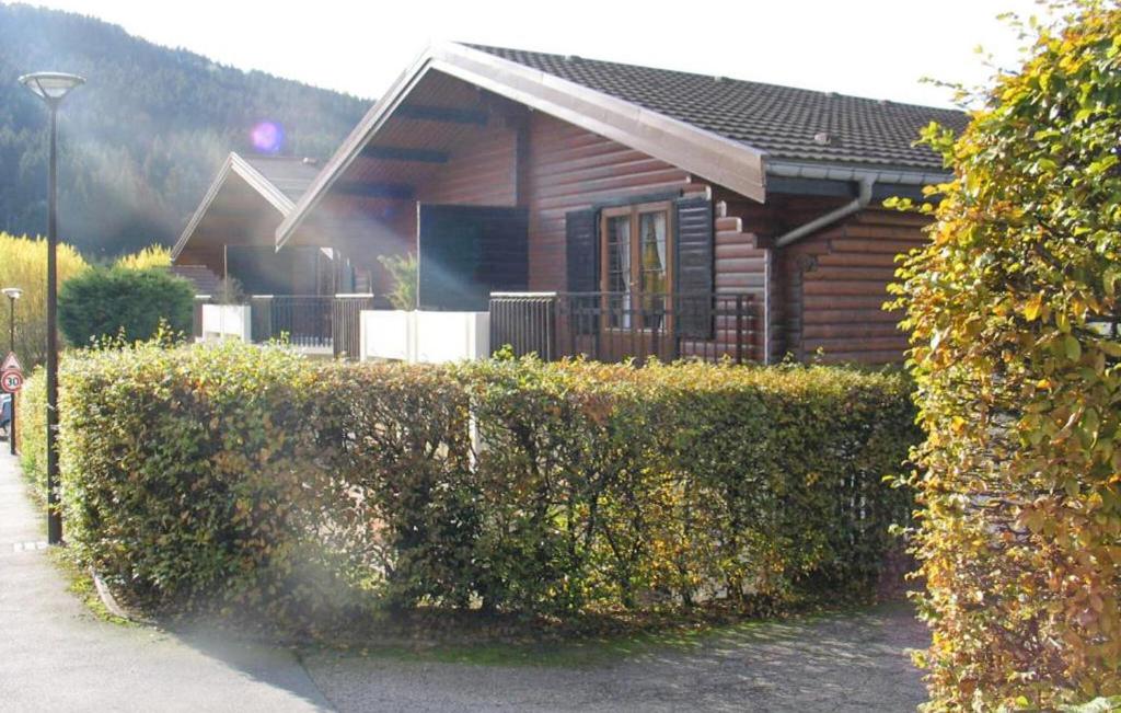 1 Bedroom Gorgeous Apartment In Gerardmer - 1
