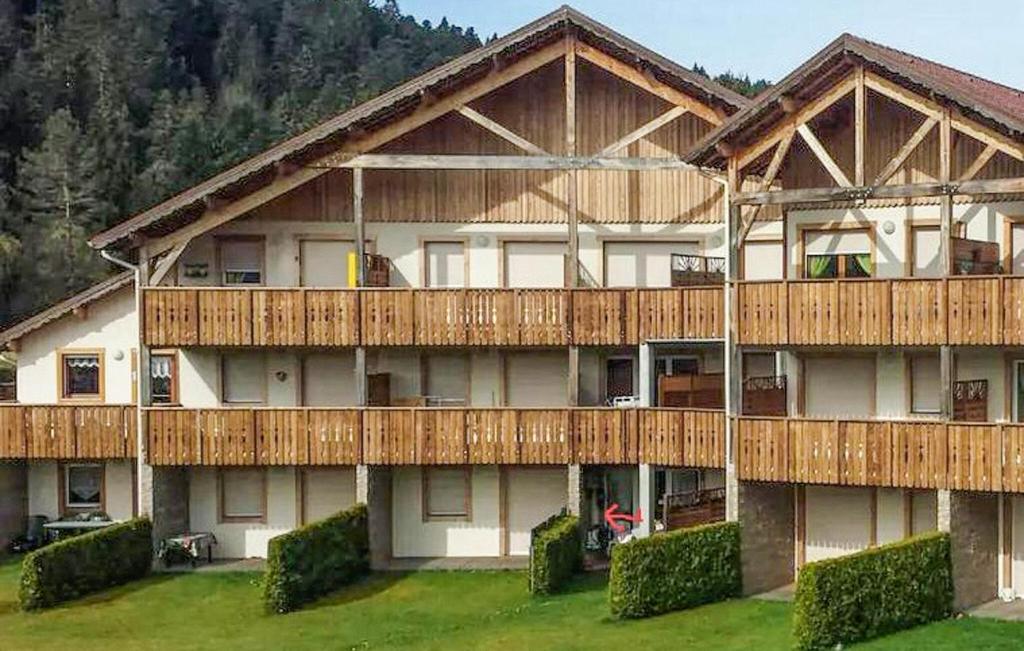 1 Bedroom Awesome Apartment In Gerardmer - 1