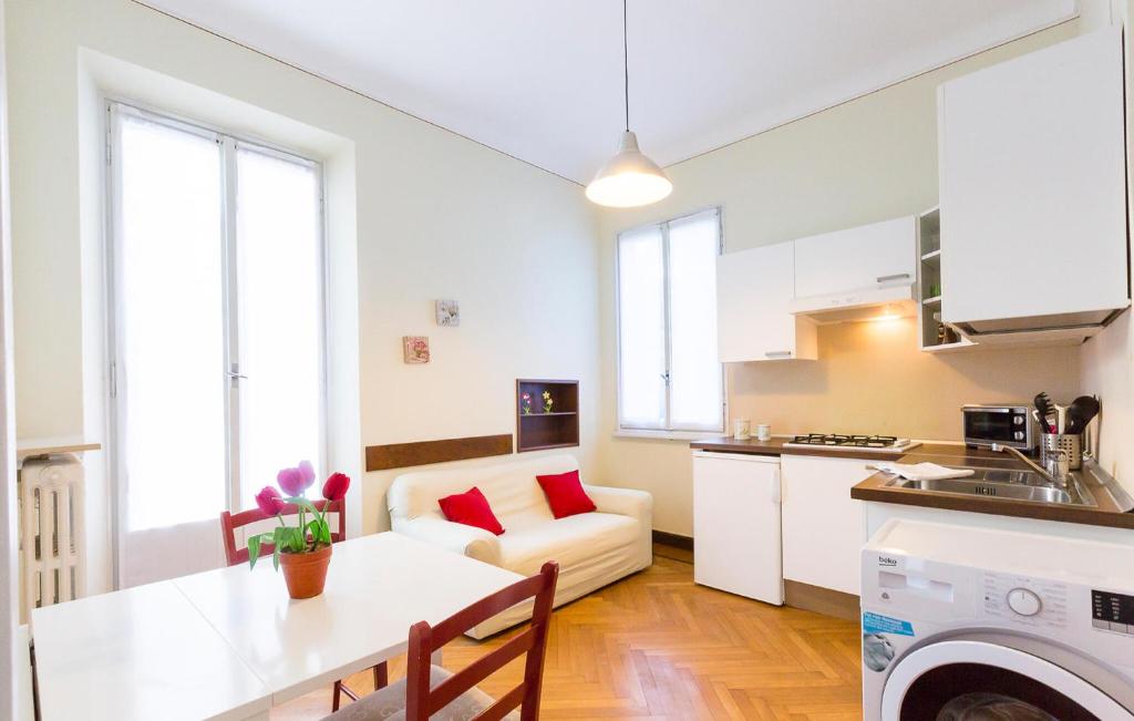 3 Bedroom Nice Apartment In Stresa - 3