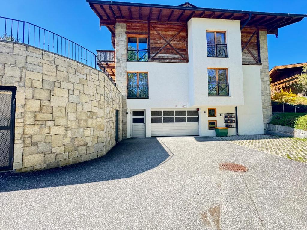 Mountain Lodge Leogang- Alpines Apartment, Terrasse, Garten, Kamin - 4