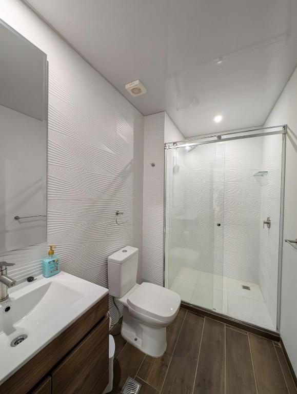 Luxury & Comfort, Great Location - 2