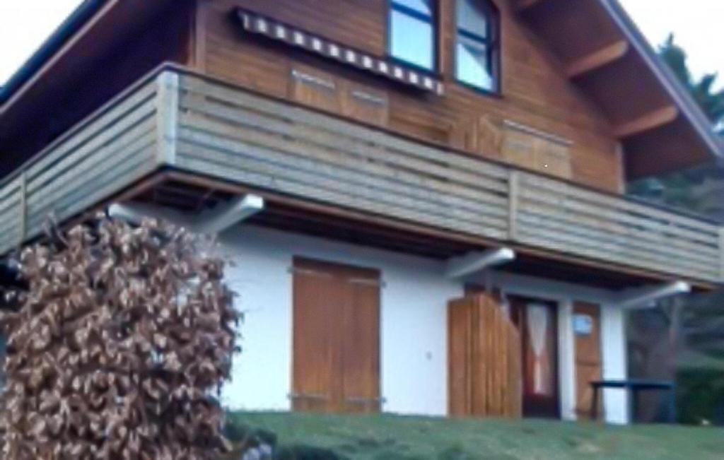 Amazing Apartment In Gerardmer With Lake View - 1