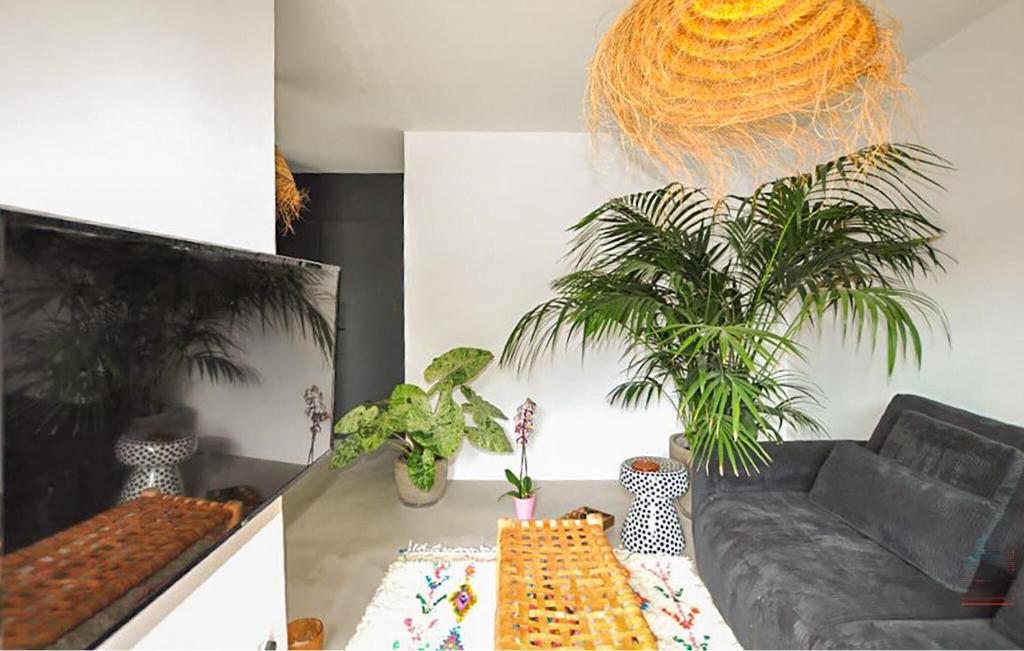 Nice Home In Perpignan - 2