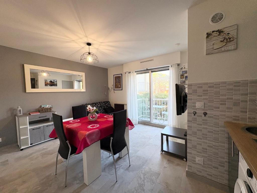 Appartement coquet au bord de mer - 4 pers. - FR-1-799-68 - 3