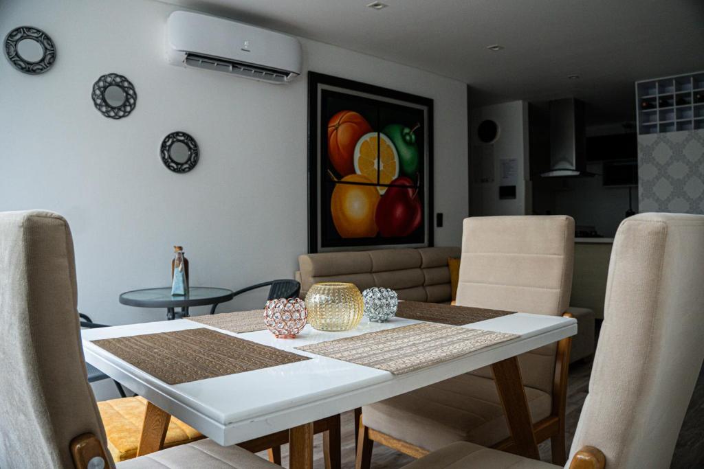 Luxurious Apartment with Jacuzzi and Private BBQ - 5