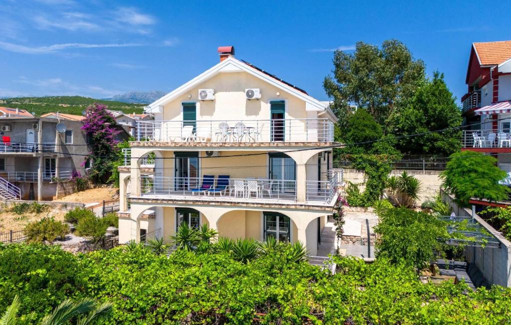 Amazing Apartment In Kotor With Wifi - 2