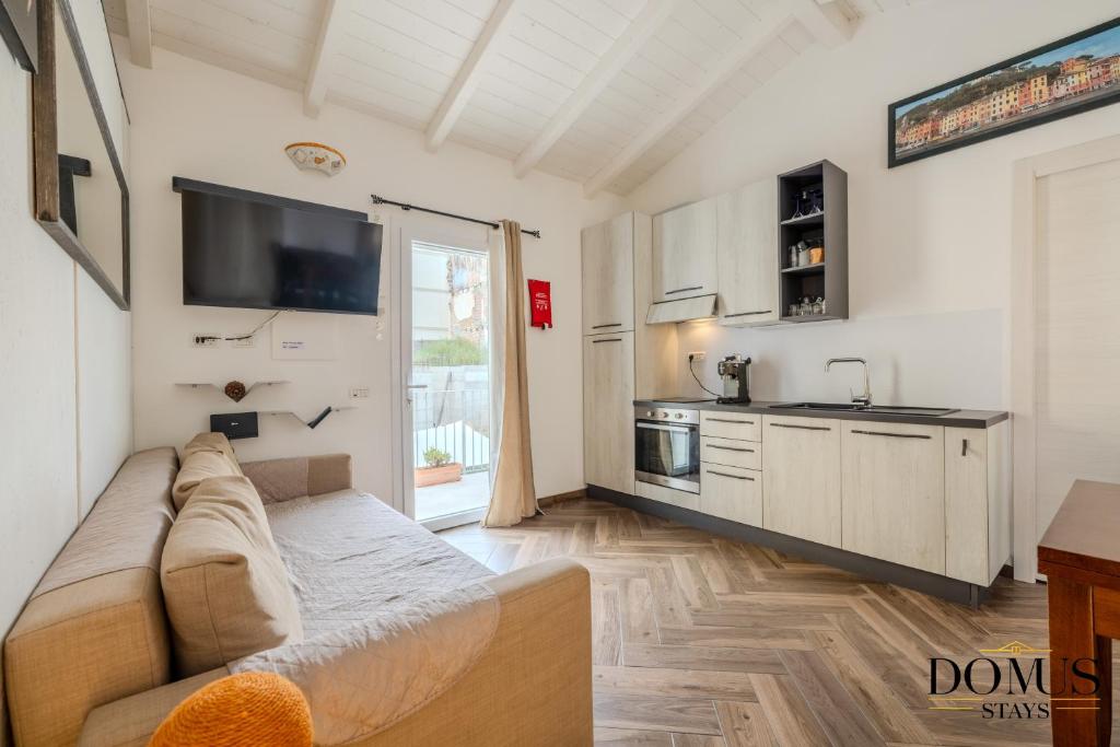 Appartamento in Centro a Olbia con Parcheggio Privato e Balcone - 2