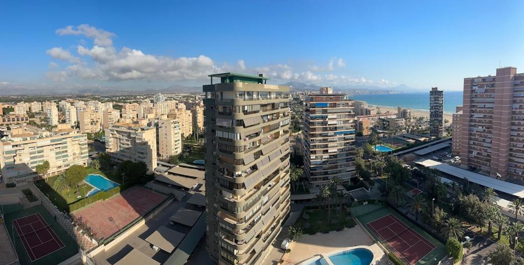 Bright-Sky Penthouse, Alicante Beach Life - 4