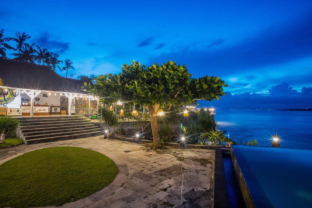 Restaurant, Secret Point Huts Bungalow in Bali