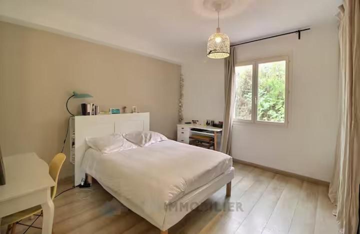 Grand F4 rez de jardin - 1