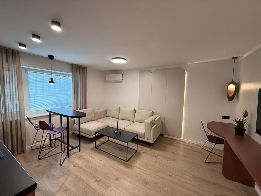 SH Luxury Apartments Sarajevo - Red - 1