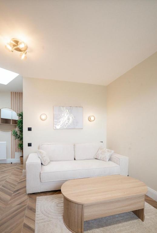 Studio Smart & Chic - 1