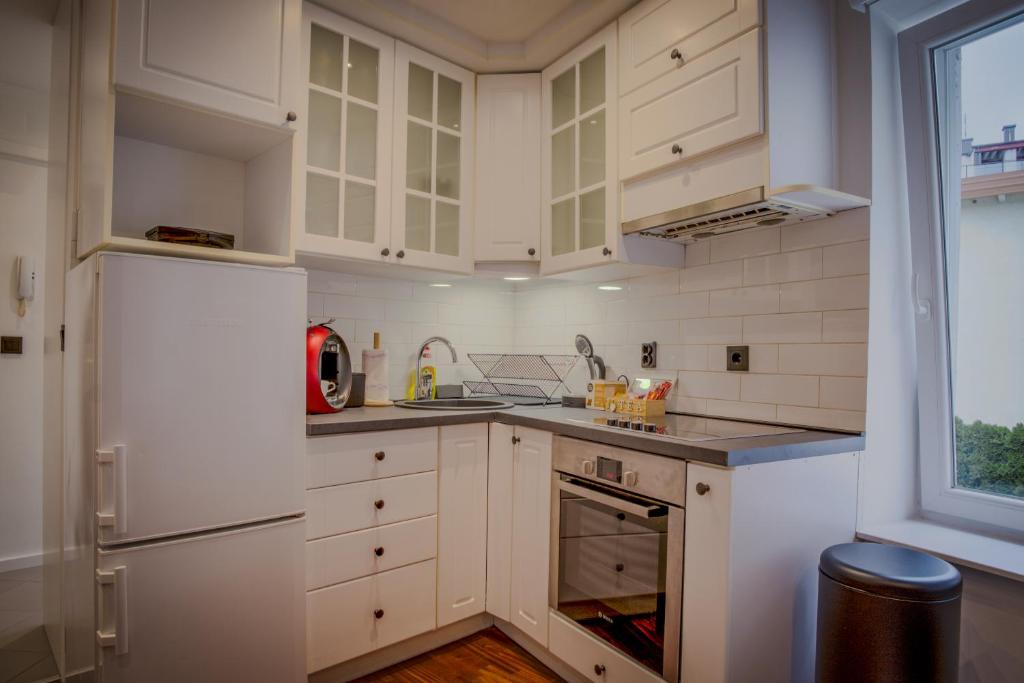 Charming 2BDR Retreat - 3 min to the Cathedral - 3