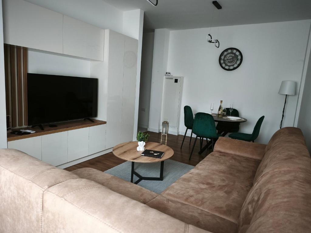Heart of Nis Apartment - 2