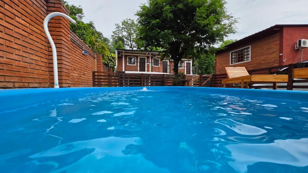 Departamento Céntrico con Balcón y Pileta en Puerto Iguazú - 2