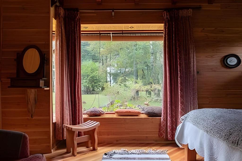 Dream Home Amid Native Trees - 3