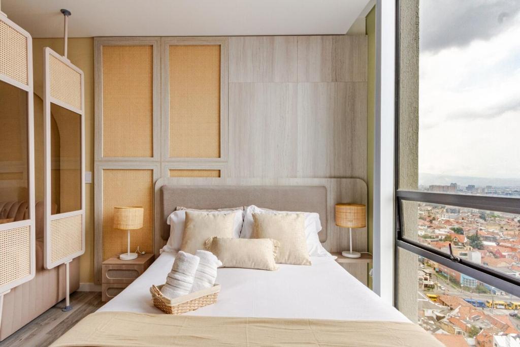 Modern Luxury Studio Panoramic Bogotá Views - 4