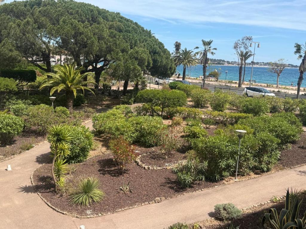 Appartement 2 chambres front de mer 40m plage vue mer clim - Fréjus plage - 2