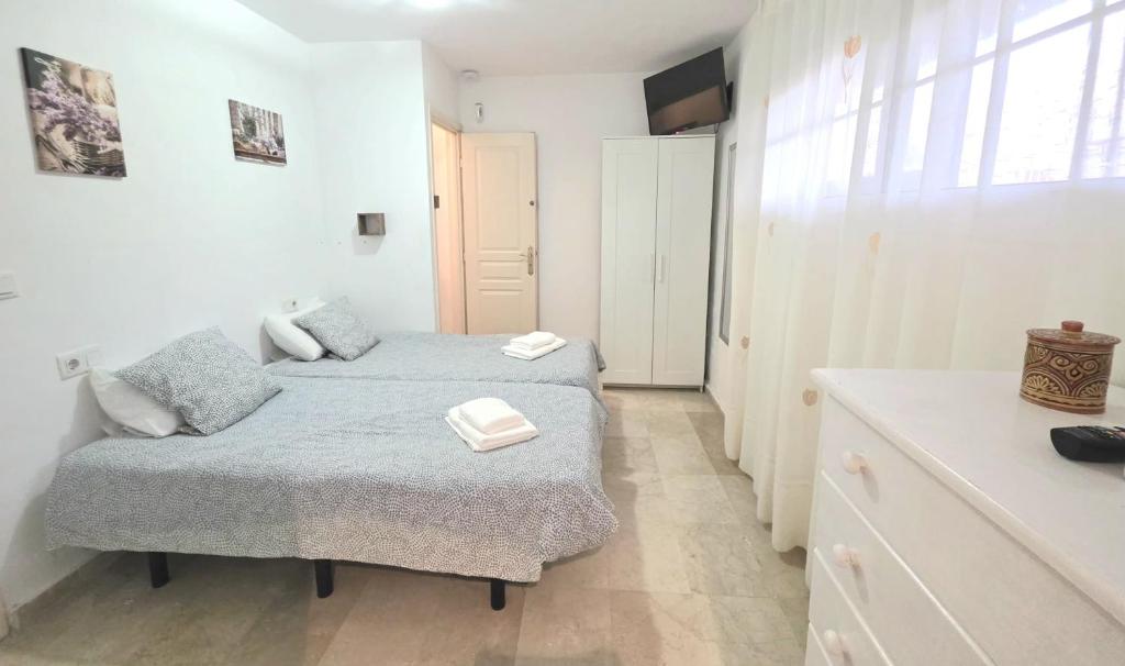 Caleta Beach Apartment - 2