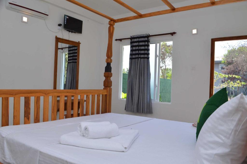 Airport Green Hotel photo