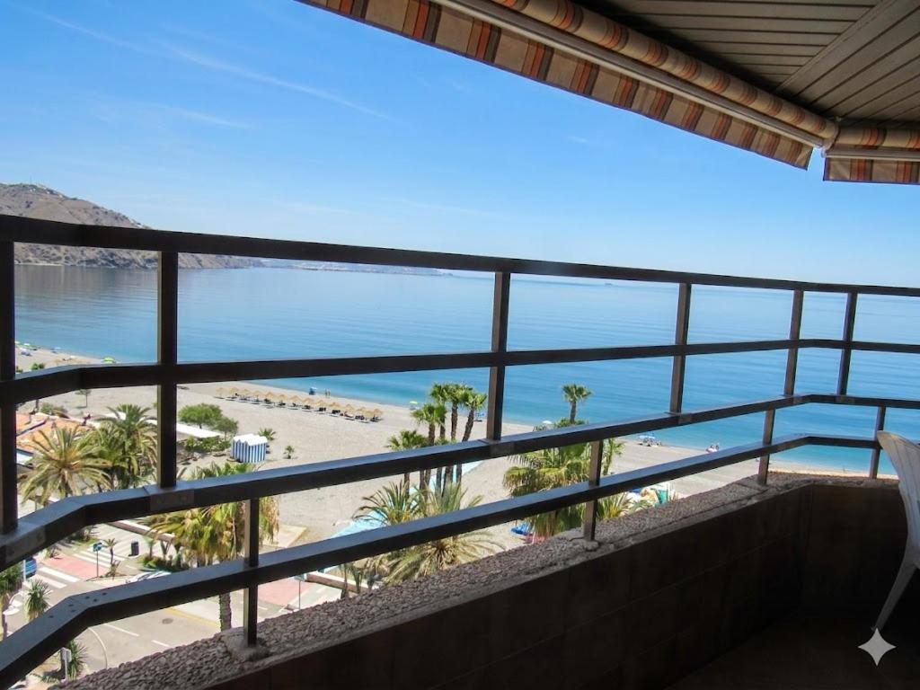 Playa de Velilla - Apartamento en primera línea - 4