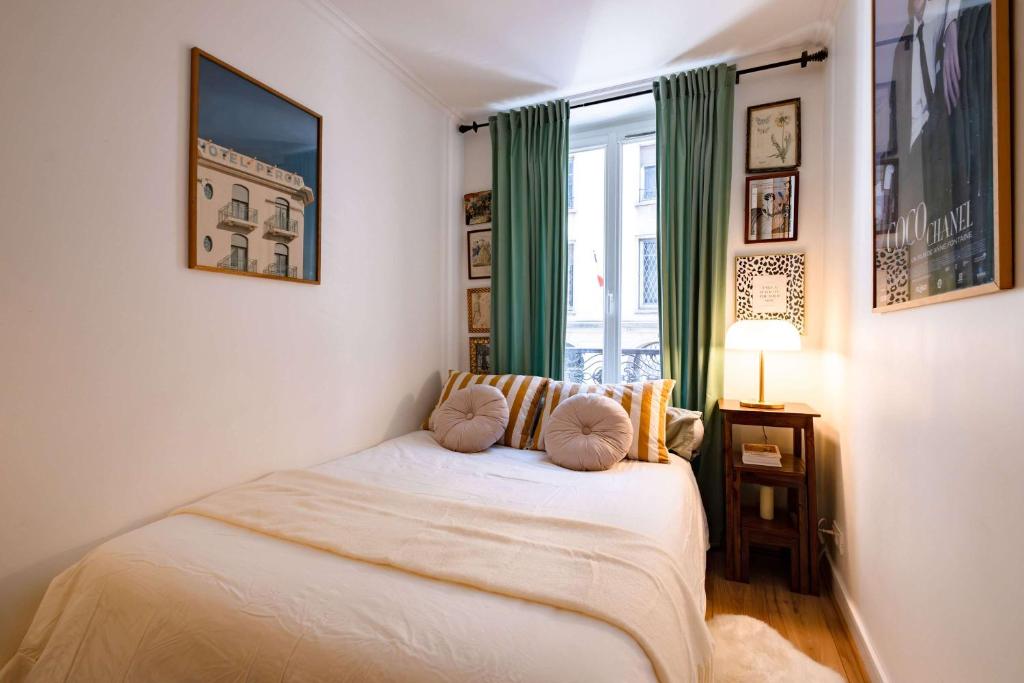 Typical Flat Eiffel Tower 4 Guests - 2