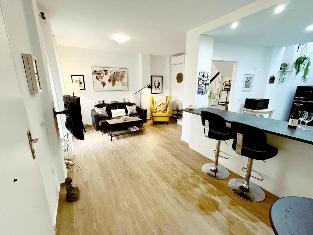 Charming House in Estepona Old Town • Angie’s Nest - 5