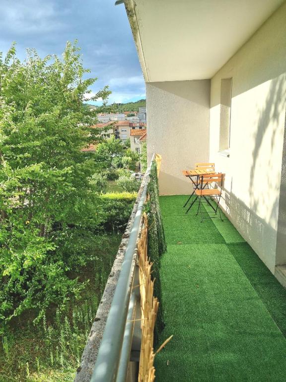 Résidence des volcans d'auvergne parking balcon WiFi lit180X200 - 1