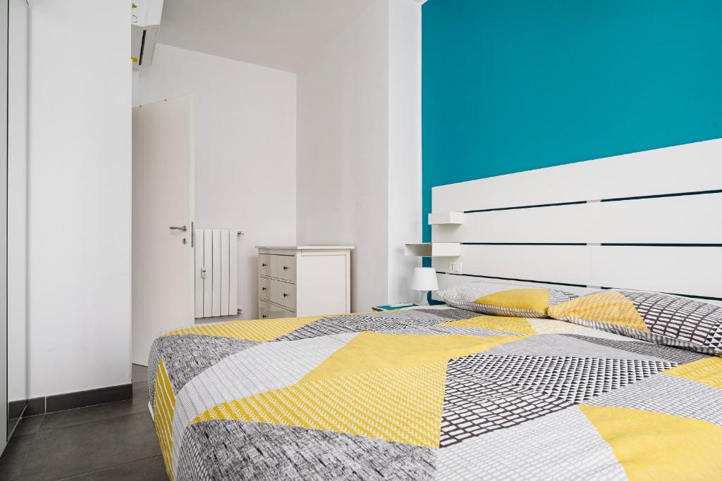 NEW - 2BR - 2 Baths - A-C - M2 Cimiano - Bus 53 - 5