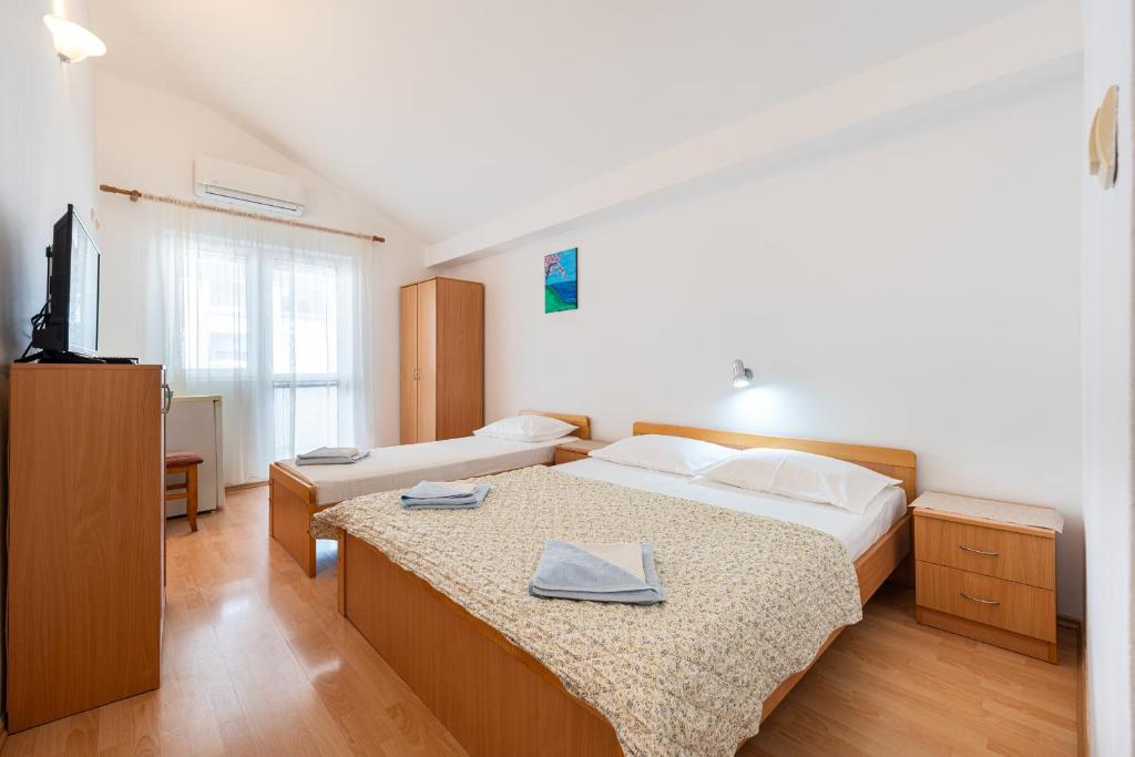 Apartments Bečić - 2