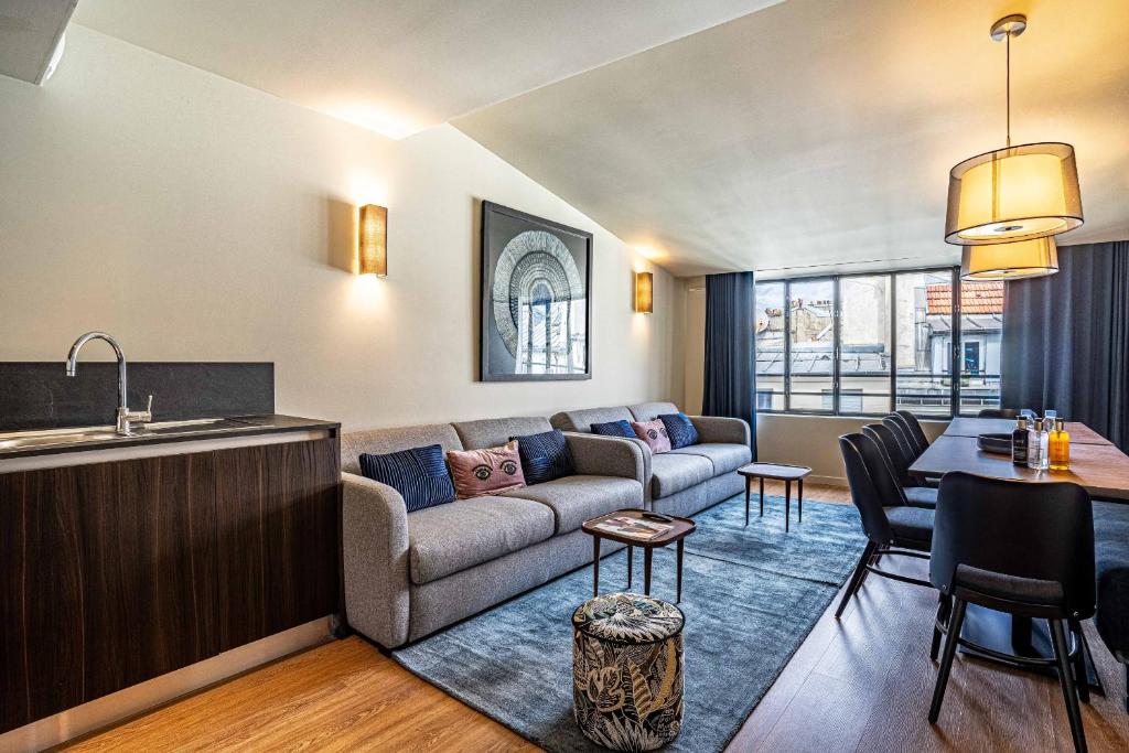 UrbanFlat 135 - Central Luxurious Apartment in Paris - 1