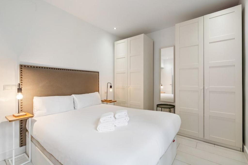 Modern two-bedroom flat in CTBA - A-Manjon - 1