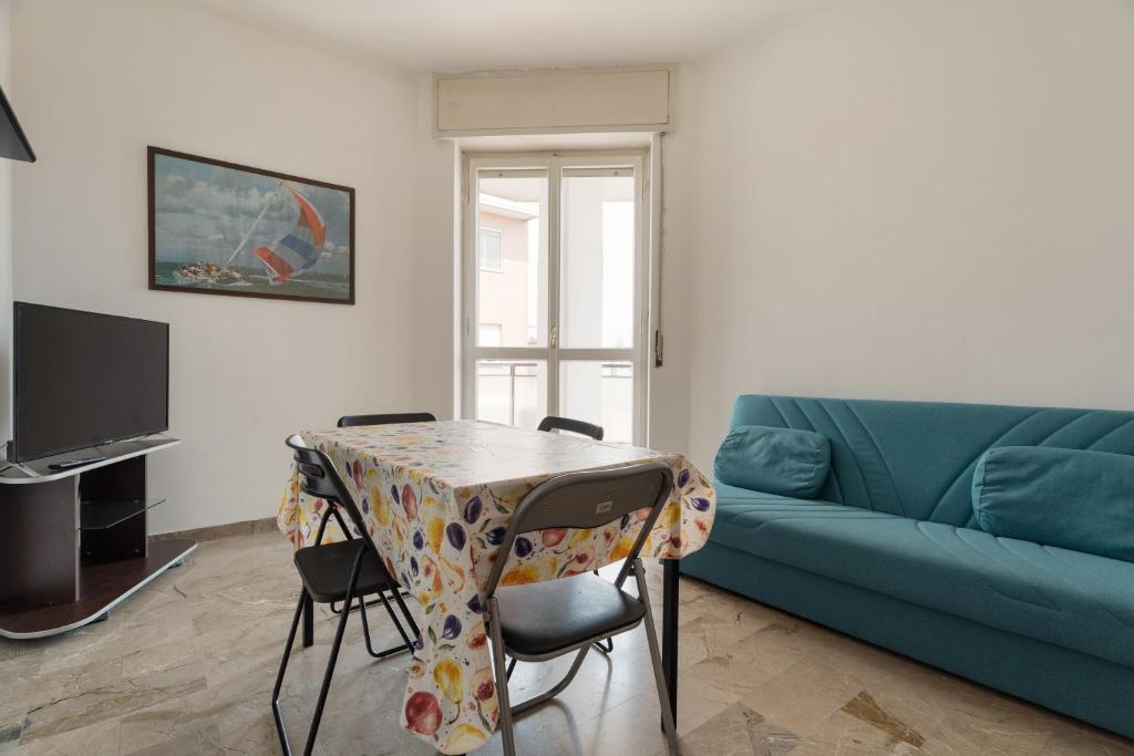 GuestHost - Comfy Balcony Flat steps from Navigli - 1