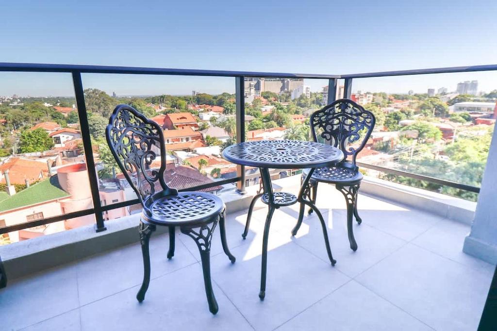 Just 100 meters from Shopping del Sol - 3