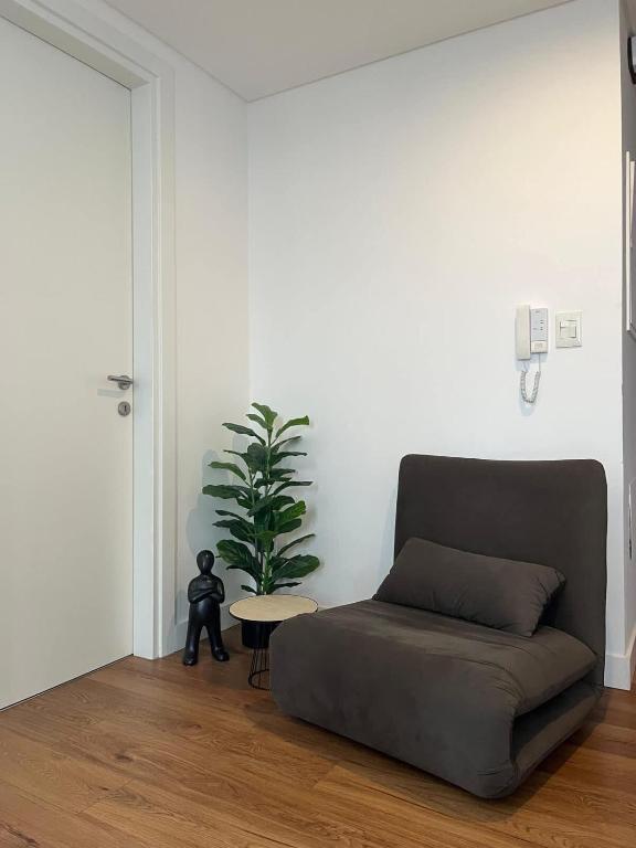 Just 100 meters from Shopping del Sol - 2
