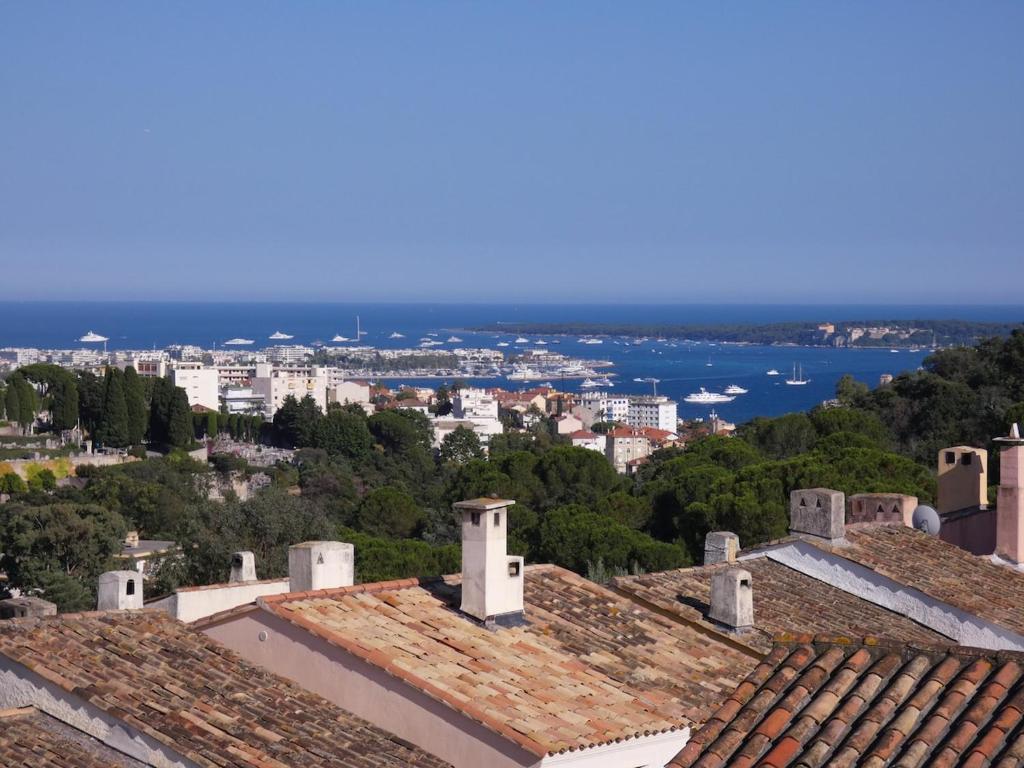 Vue mer panoramique montagne Studio rénové Cannes - 4