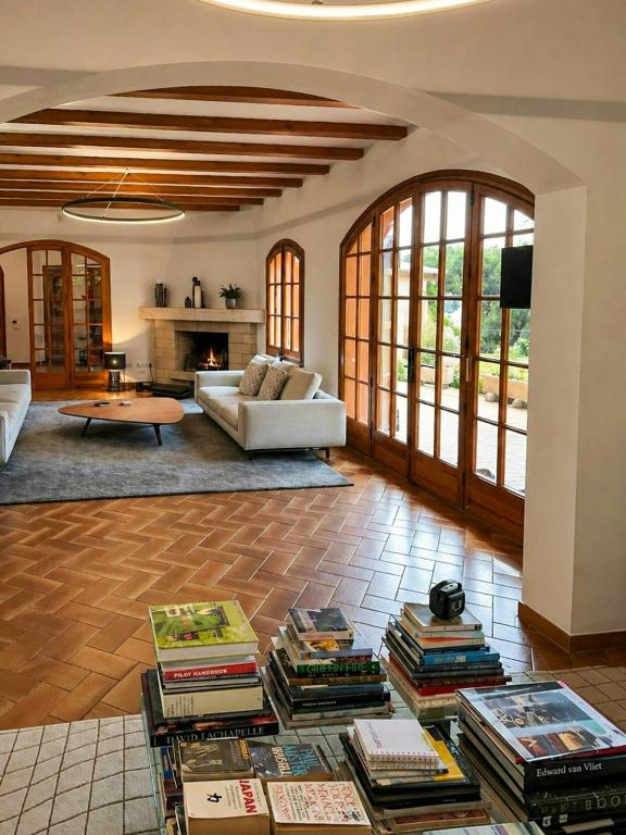 Holistic Sanctuary And Eco Garden In Costa Brava - 4