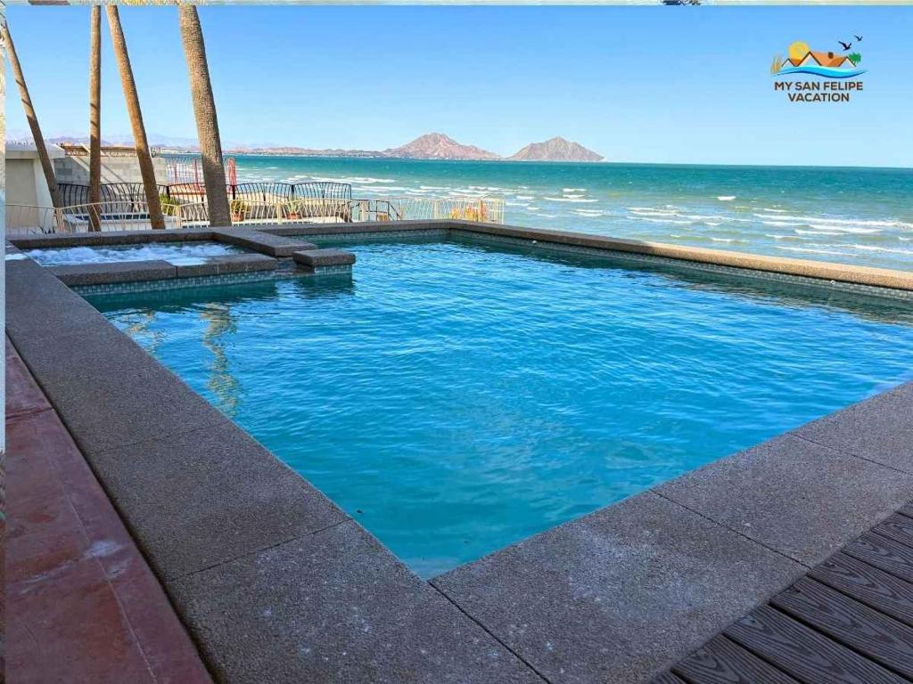Casa Francisco - Luxurious San Felipe Beachfront Rental - 1