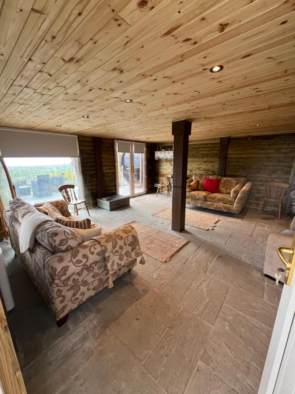 Carrick Cottage, Mourne Mountains photo 2