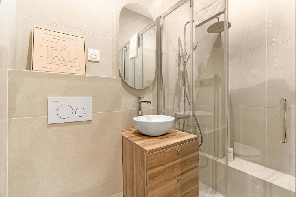 Luxury Suite Batignolles- Paris 17e - 5