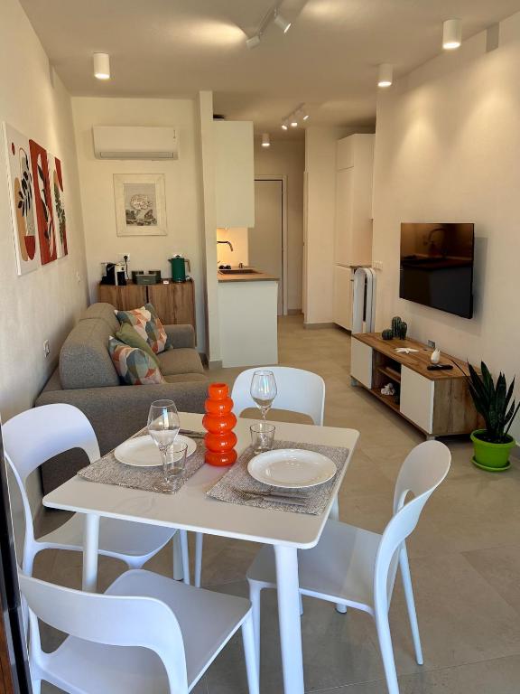 Altamarea Apartment with Pool in La Maddalena - 2