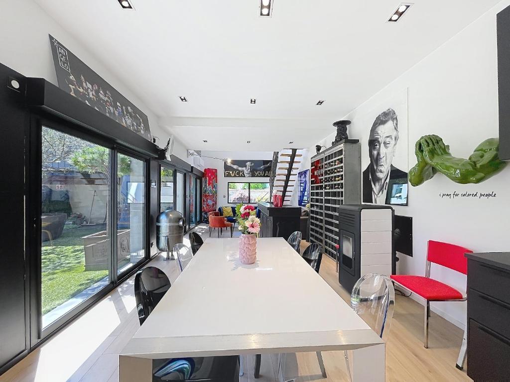 Loft rare - Jardin privatif - 2 parkings - Reims - 1