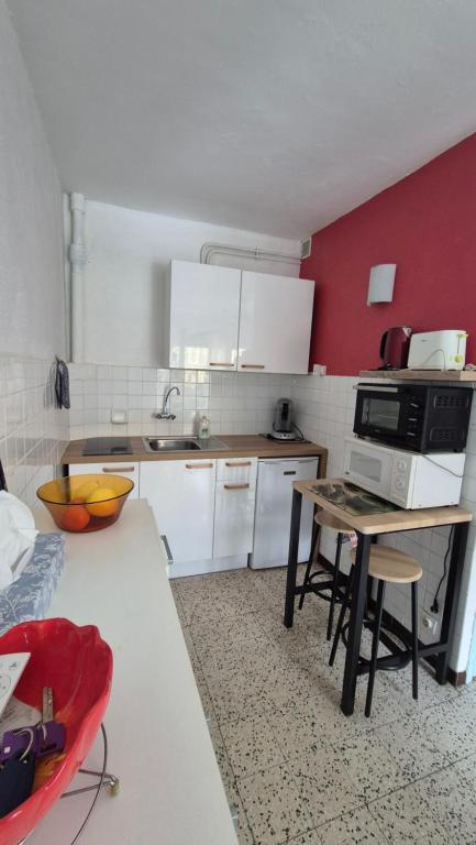 STUDIO au PIED DES THERMES - 5