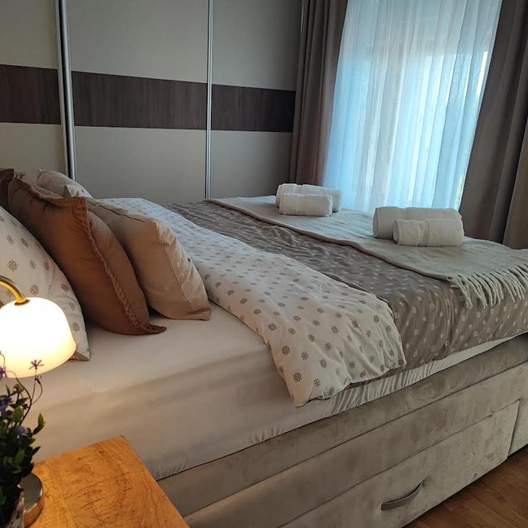 EMEM 2 - City View Apartment - 3