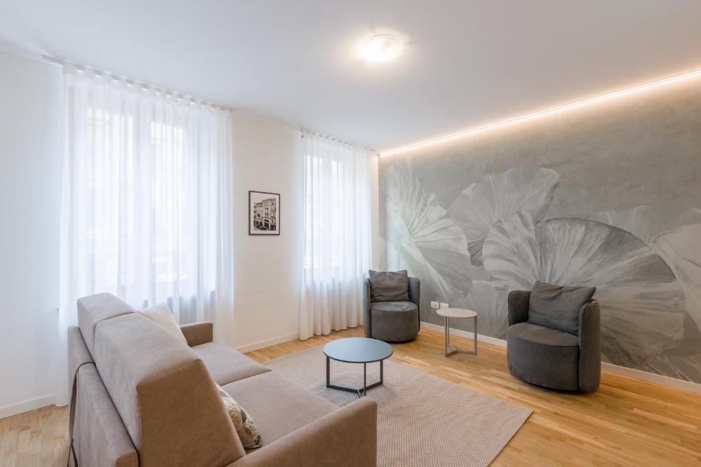 Alla Loggia - 5