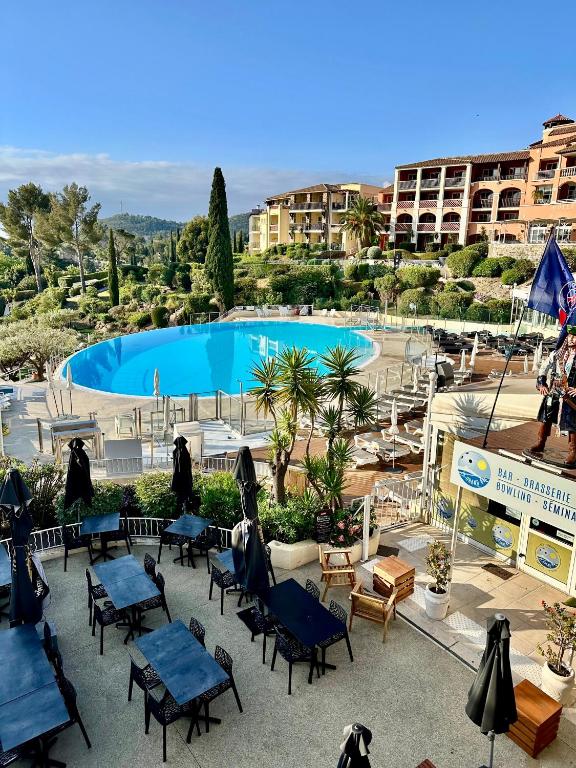 Appartement Esprit ZEN , jardin Clos Terrasse,4 Piscines Plages,Climatisation et Parking - 3