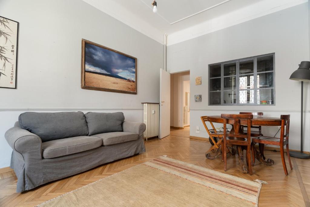 GuestHost - Spacious Apartment X6 steps from MM4 - 1